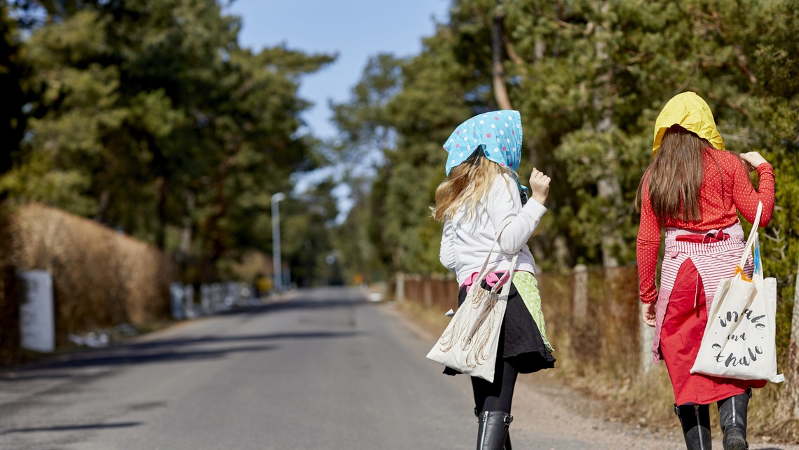 Två påskkärringar