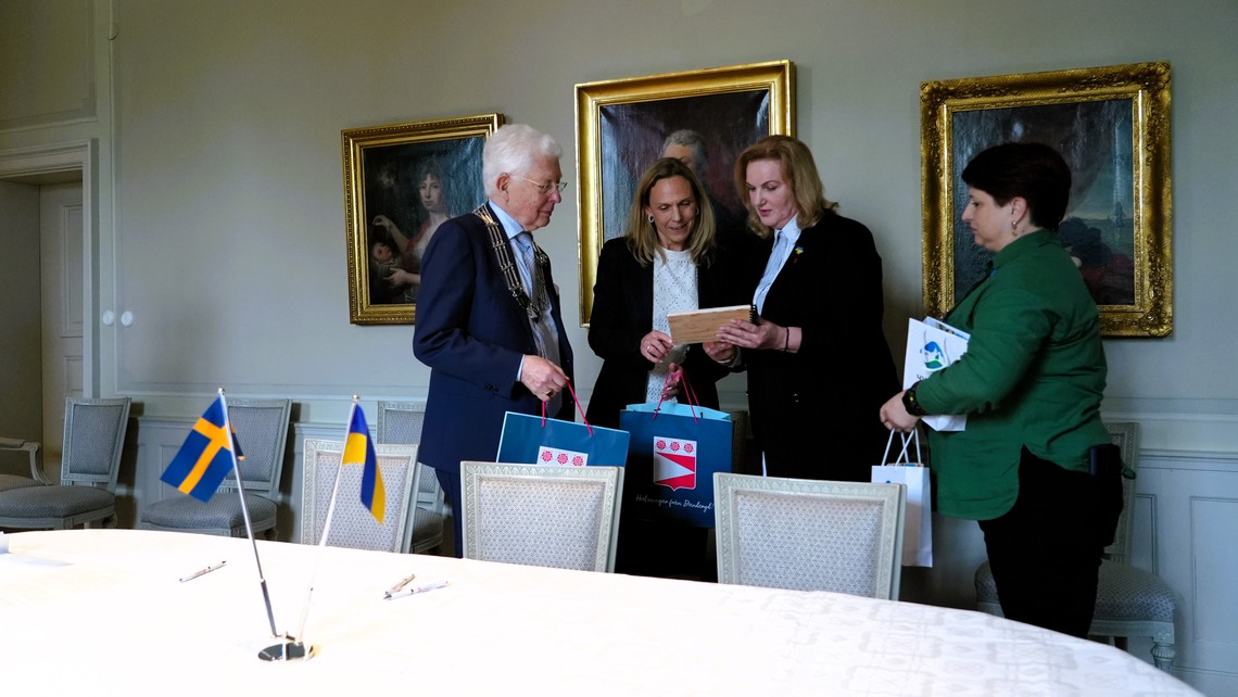 Signeringsceremoni med Ukrainsk vänort maj 2025